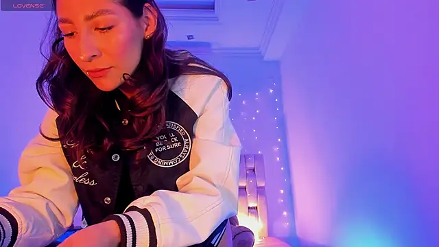 Gorgeous Team online show from February 4, 8:01 pm