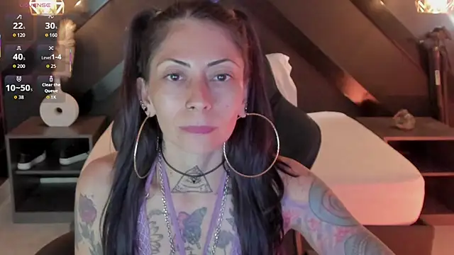 dark gotica online show from February 23, 7:13 pm