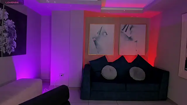 AlessiaCorleone  online show from January 7, 8:23 pm