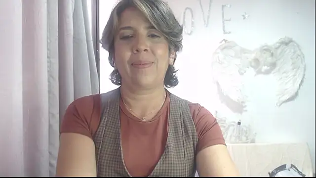 Victoria meester online show from September 11, 8:31 pm