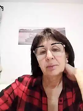 AlbinaXPretty online show from January 7, 9:51 pm