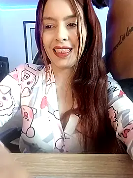 Snapshot of Luciana_and_Neitan chatting on September 29, 1:43 am Luciana and Neitan online show from September 29, 1:43 am
