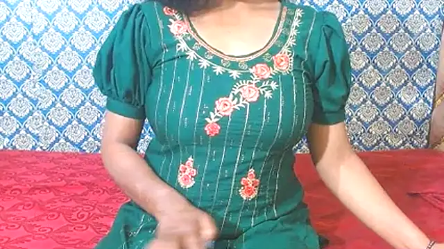 nikitahot3 online show from March 26, 11:28 pm