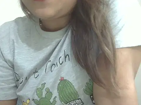 shekira99 online show from April 13, 3:41 am