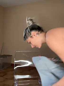 petrouchkaaa  online show from January 19, 9:49 am