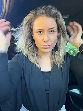 petrouchkaaa  online show from November 29, 9:13 am