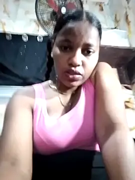 minayims online show from February 12, 4:14 am