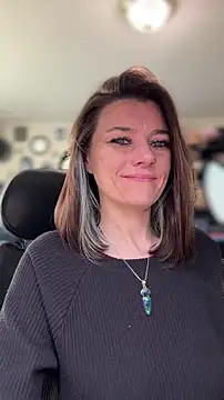 LadyLena1 online show from February 26, 1:04 am