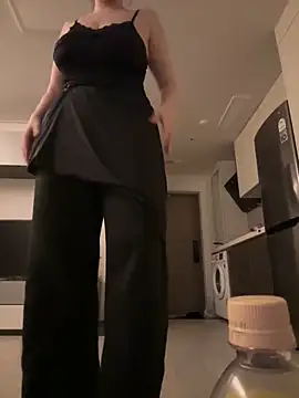 Angela Fosterr online show from April 23, 7:05 pm