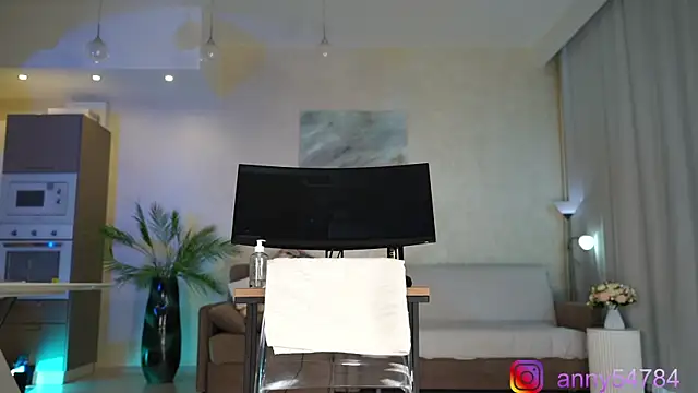 anny54784 online show from April 11, 3:56 am