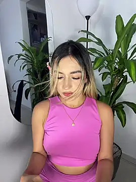 alison collins online show from March 3, 7:20 pm