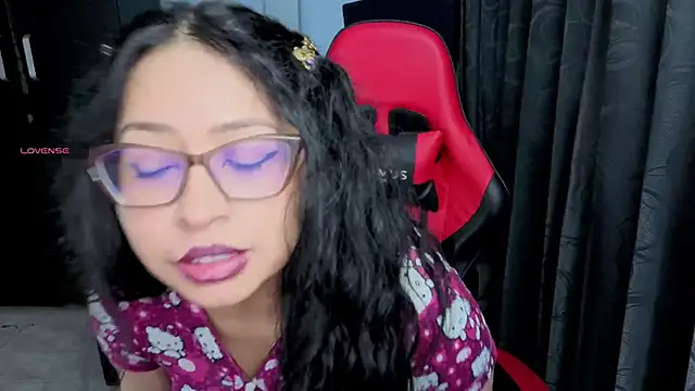 charlotee lovee69 online show from September 13, 7:49 am