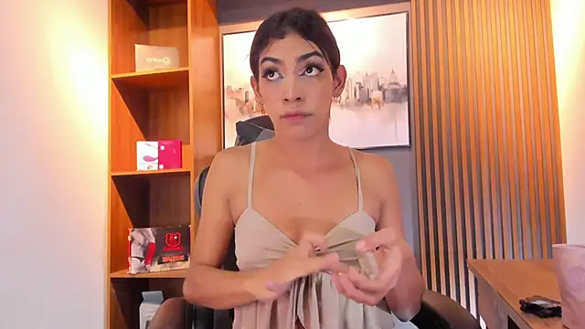 Alahia Rodriguez online show from December 3, 8:22 pm