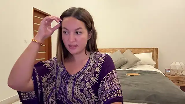 Nelly Fischer online show from September 22, 2:26 pm