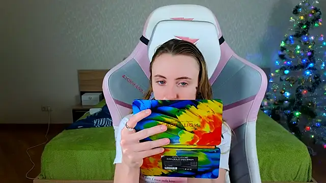 Cowell Adelina online show from December 23, 9:57 am