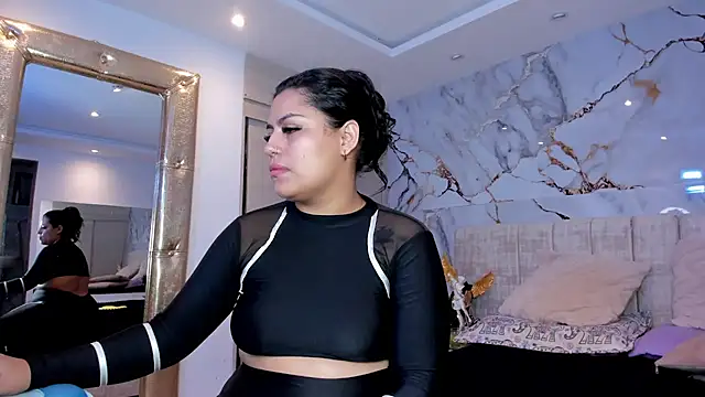 kiana cream online show from February 21, 11:44 am