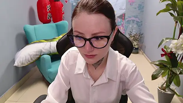 VeliraBraitberg online show from July 25, 6:09 am