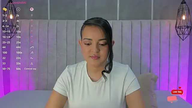 lea gray online show from October 3, 7:08 pm