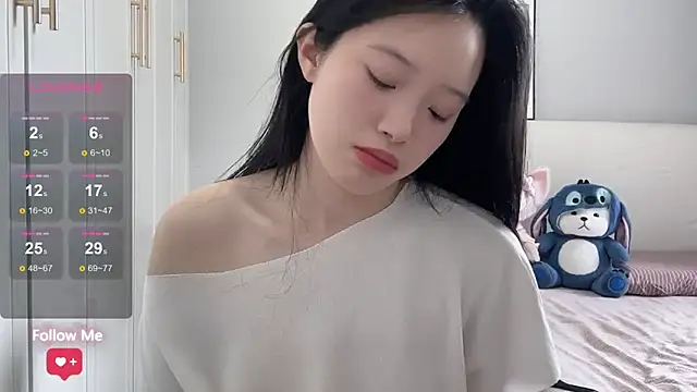 rose-u online show from April 15, 1:17 am