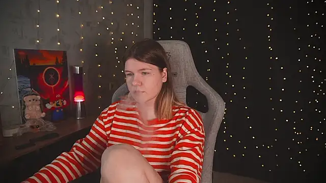 cuteamberlyyy online show from November 27, 3:31 am