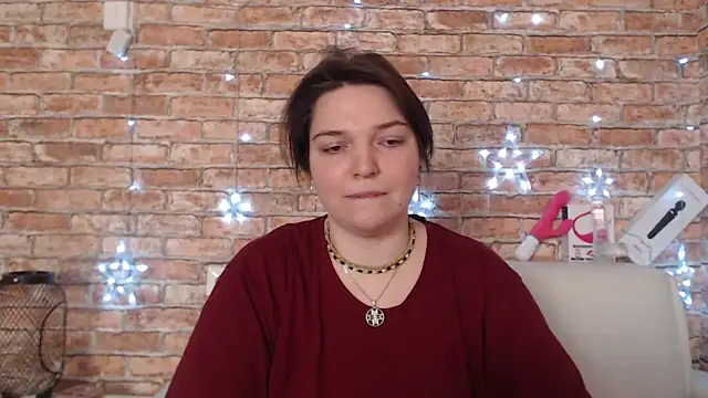 Amelia Kiss  online show from December 22, 12:47 am