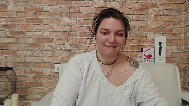 Amelia Kiss  online show from October 24, 1:01 am