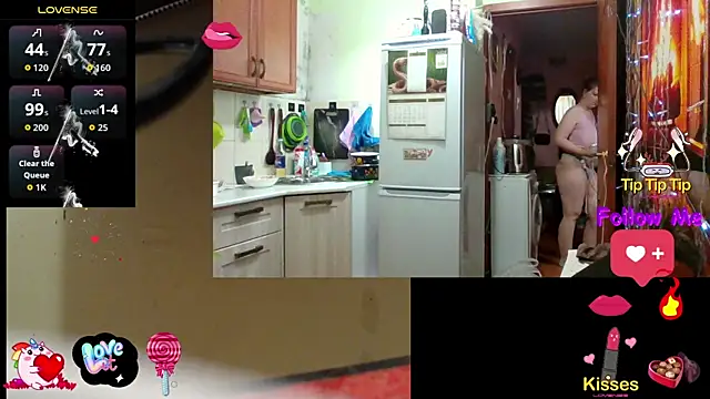 Sakura Green online show from October 5, 6:24 pm