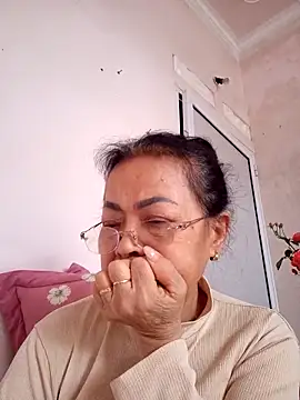 Hotestlove online show from January 16, 10:00 am