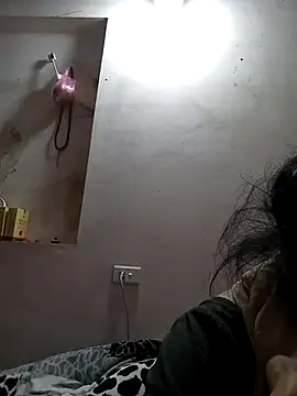 Hotestlove online show from February 1, 10:30 pm