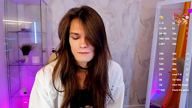 Will Will  online show from October 28, 5:57 am