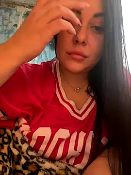 DaisyStreet online show from December 4, 12:18 pm