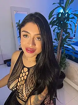 lucianaroy online show from November 12, 1:14 am