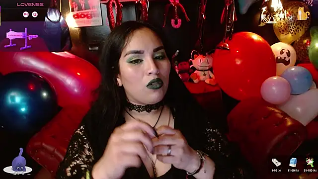 kureiji hentaii online show from September 8, 7:35 pm