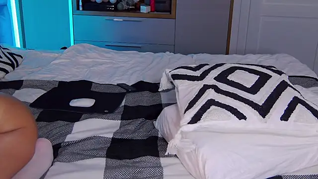 Anita Fun online show from February 4, 6:55 pm