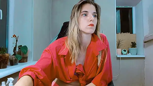 RosaJil online show from September 13, 6:05 pm