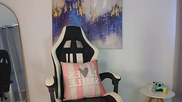 KristennBlue online show from November 21, 4:42 pm