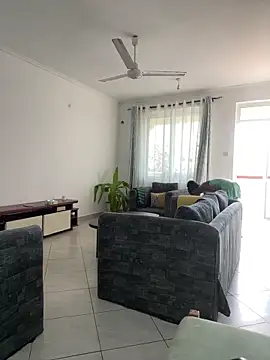 petiteebony 81 online show from March 4, 6:31 am