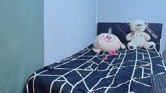 Winnifer Gonzal online show from October 3, 2:49 am