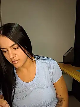 Bella Fior online show from August 4, 1:55 am