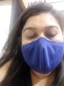 indianlisa5 online show from April 14, 9:48 pm