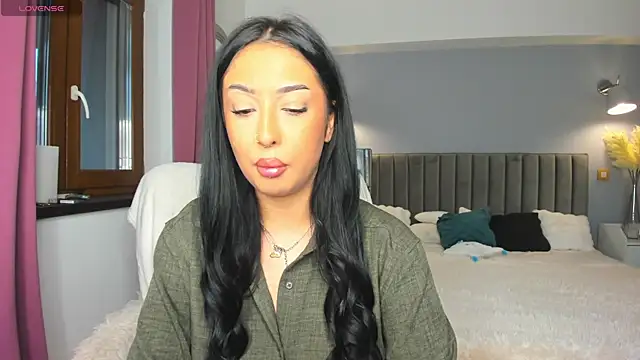 Awesome Jolie online show from November 11, 6:09 am