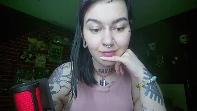 MoorderxDoll online show from September 14, 9:12 pm