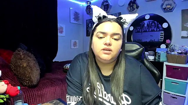 Luise Meyrink online show from April 8, 4:58 am