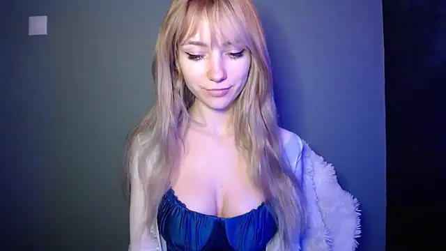 LuciaYoung online show from January 31, 7:34 pm