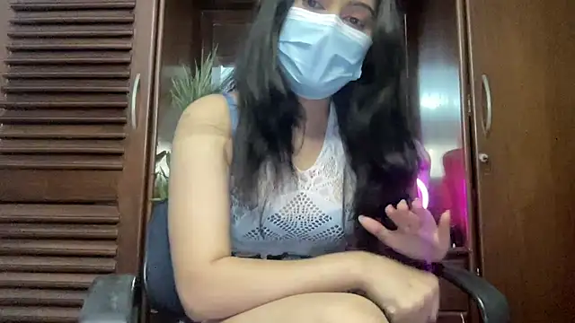 Snapshot of Princess_Lily chatting on September 21, 4:38 pm Princess Lily online show from September 21, 4:38 pm