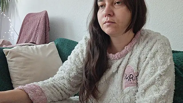 Cyndee Winter online show from November 23, 1:13 pm