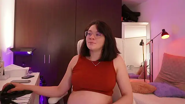 Anah s online show from February 21, 12:00 am