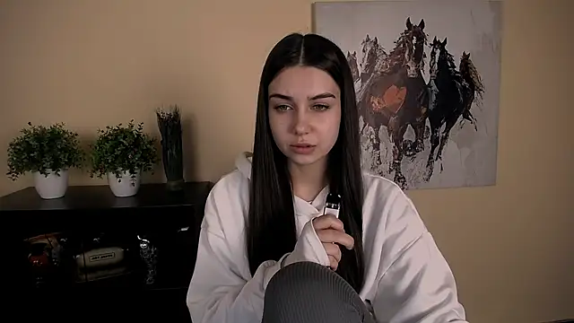 Lili magic online show from November 23, 4:08 pm