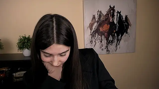 Lili magic online show from December 15, 3:39 pm