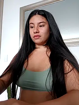 Snapshot of tara20_ chatting on October 8, 7:51 pm tara20  online show from October 8, 7:51 pm